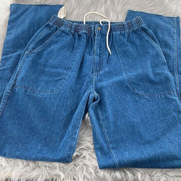 Eddie Bauer Denim - 1987 Eddie Bauer 37” inseam size med high waisted  jeans.  Boot cut  & generous